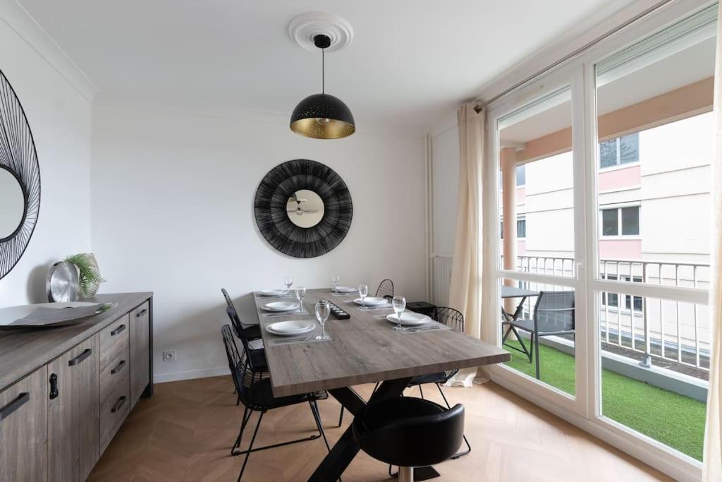 Cabana & Le Grand Appartement Lumineux Macon Exterior photo